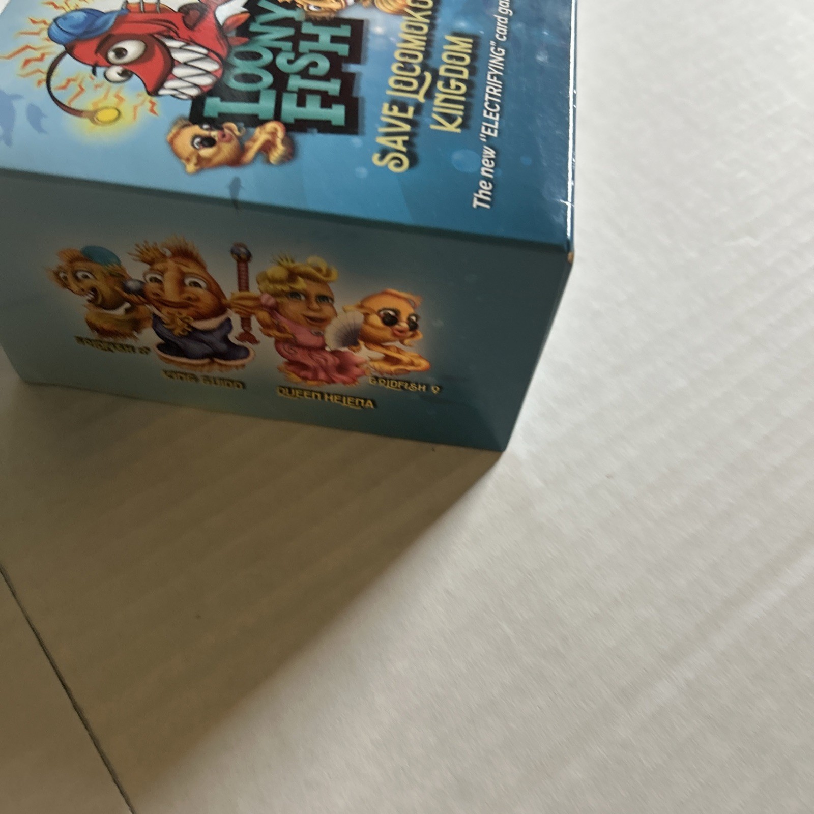 Loony Fish Save Locomoko Kingdom Electrifying Card Game With Figurine Ages 6+