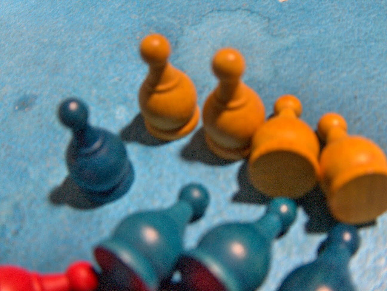 16 wood PARCHEESI pawns movers 4 of red blue green yellow dice