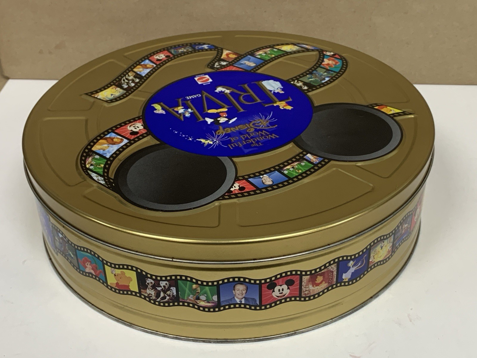 Vintage 1990’s 1997 The Wonderful World Of Disney Trivia Game in Tin Complete