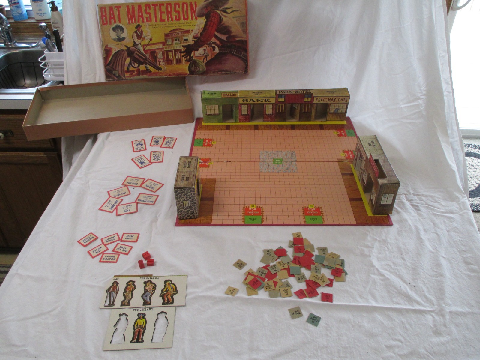 Vtg. BAT MASTERSON WESTERN BOARD GAME BY LOWELL 1958. May be Incomplete.
