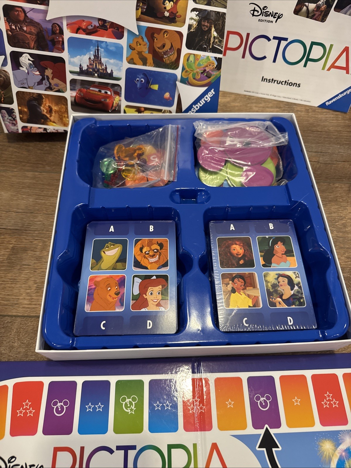 Ravensberger Pictopia Disney Edition The Ultimate Picture Trivia Family Game