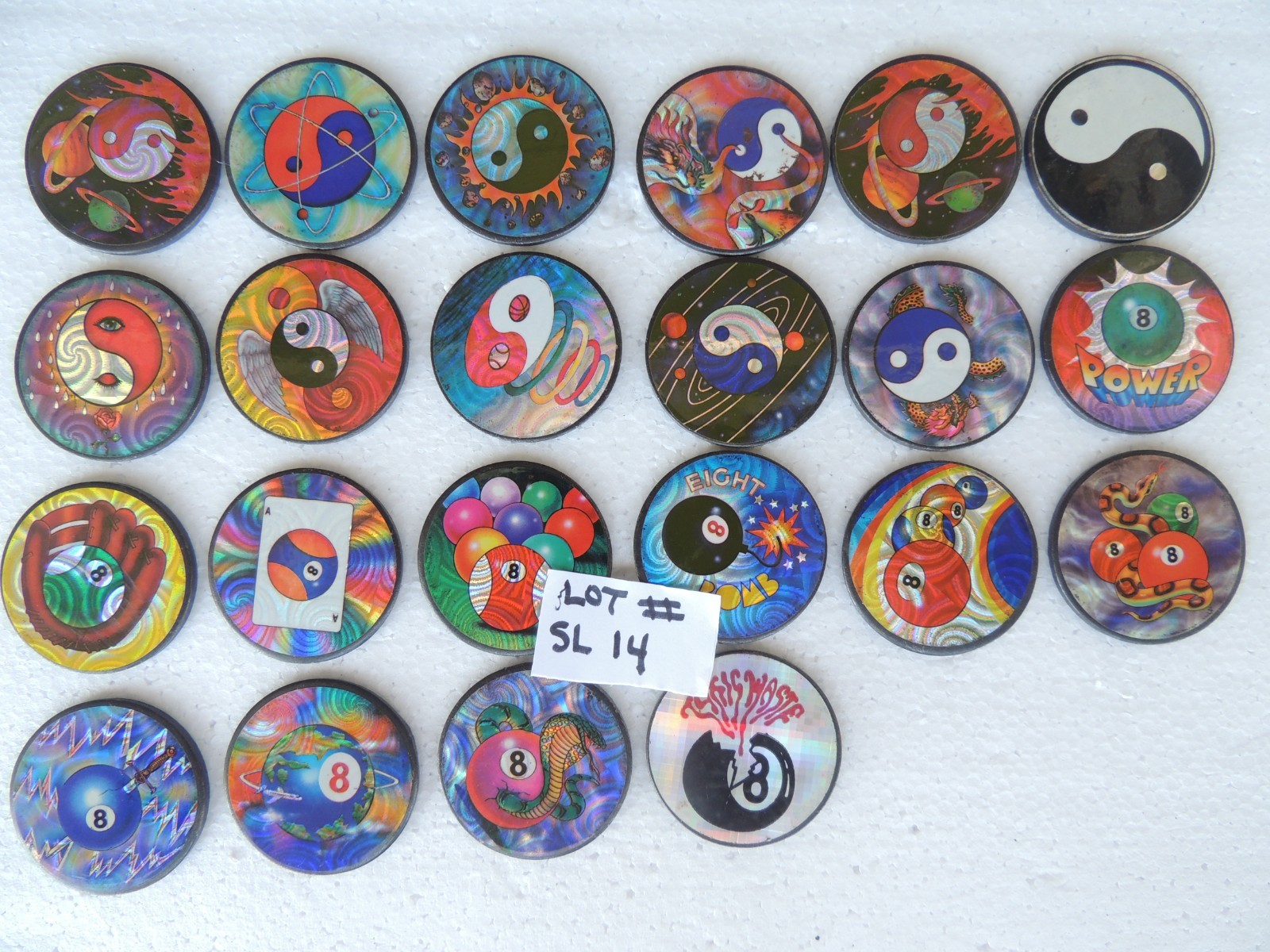 POGS SLAMMERS #SL-14 VINTAGE 90’S LOT OF 22 METAL 8-BALL YING-YANG C-PICS