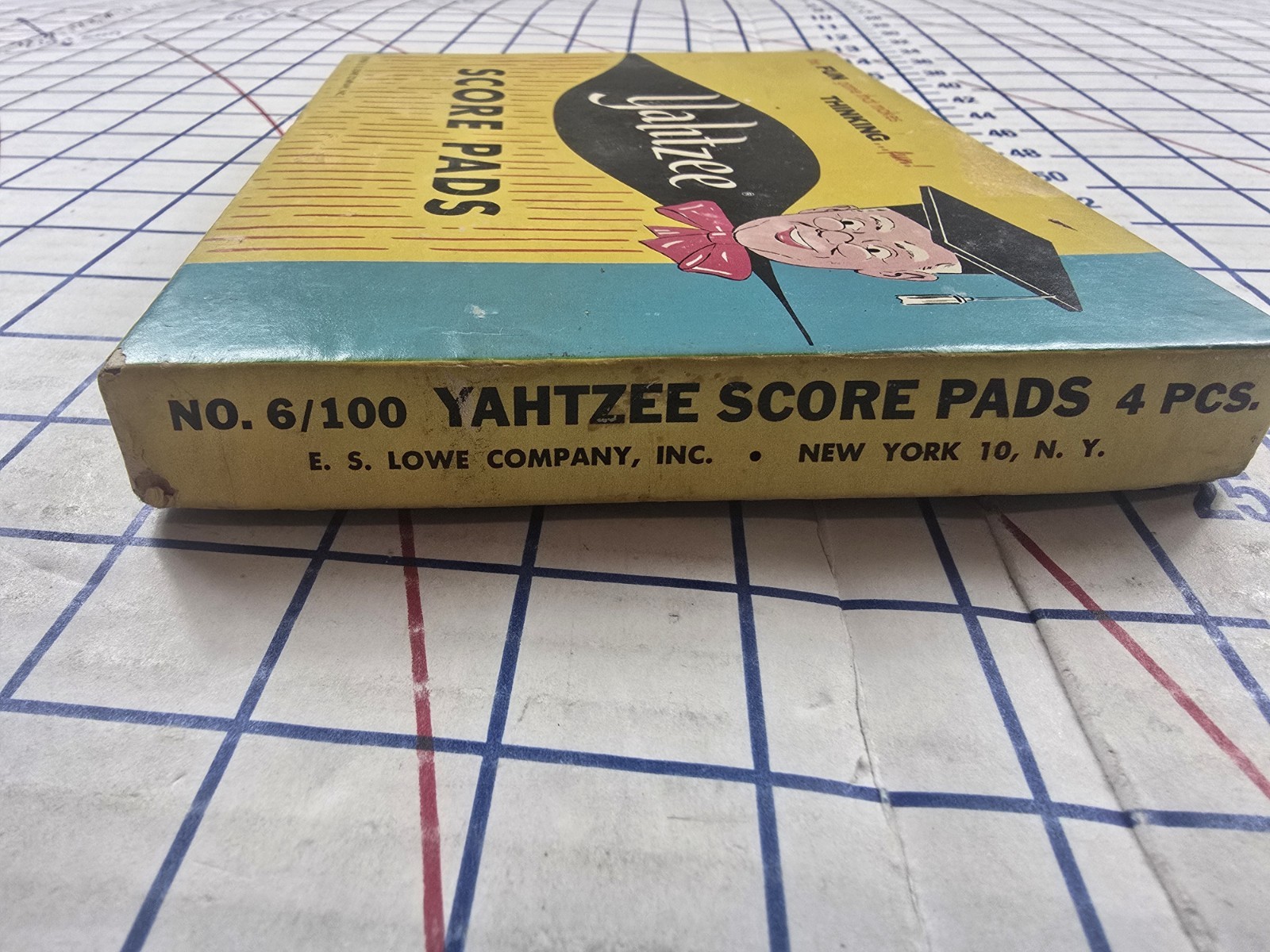 VTG Vintage 1950’s-60’s Yahtzee – Score Pads (4) – in Original Box E.S. Lowe Co