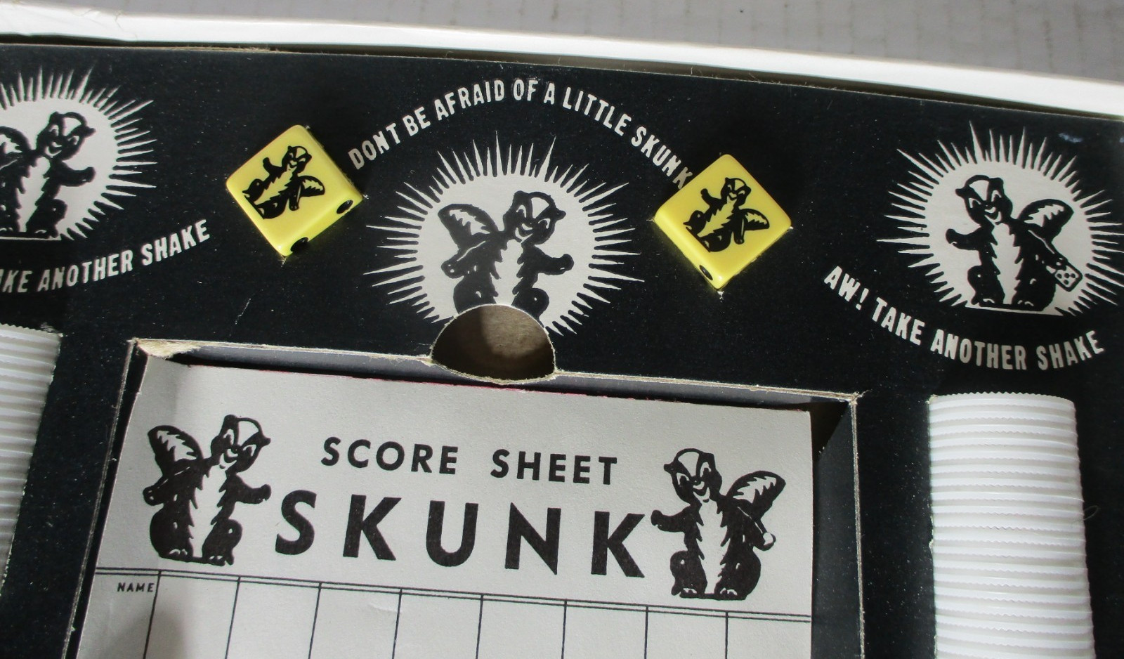 Vintage 1953 Schaper Skunk Family Dice Game Board Game COMPLETE
