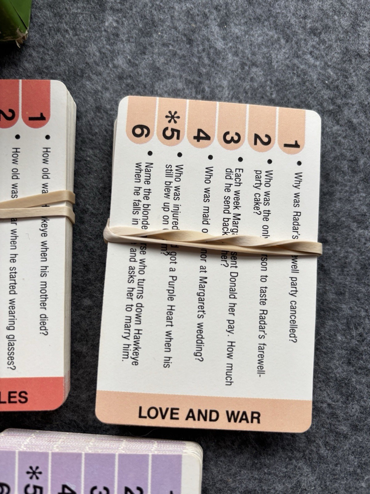 VTG 1984 GOLDEN TRIVIA GAME M*A*S*H EDITION COMPLETE 2+ PLAYERS AGES 10 TO ADULT