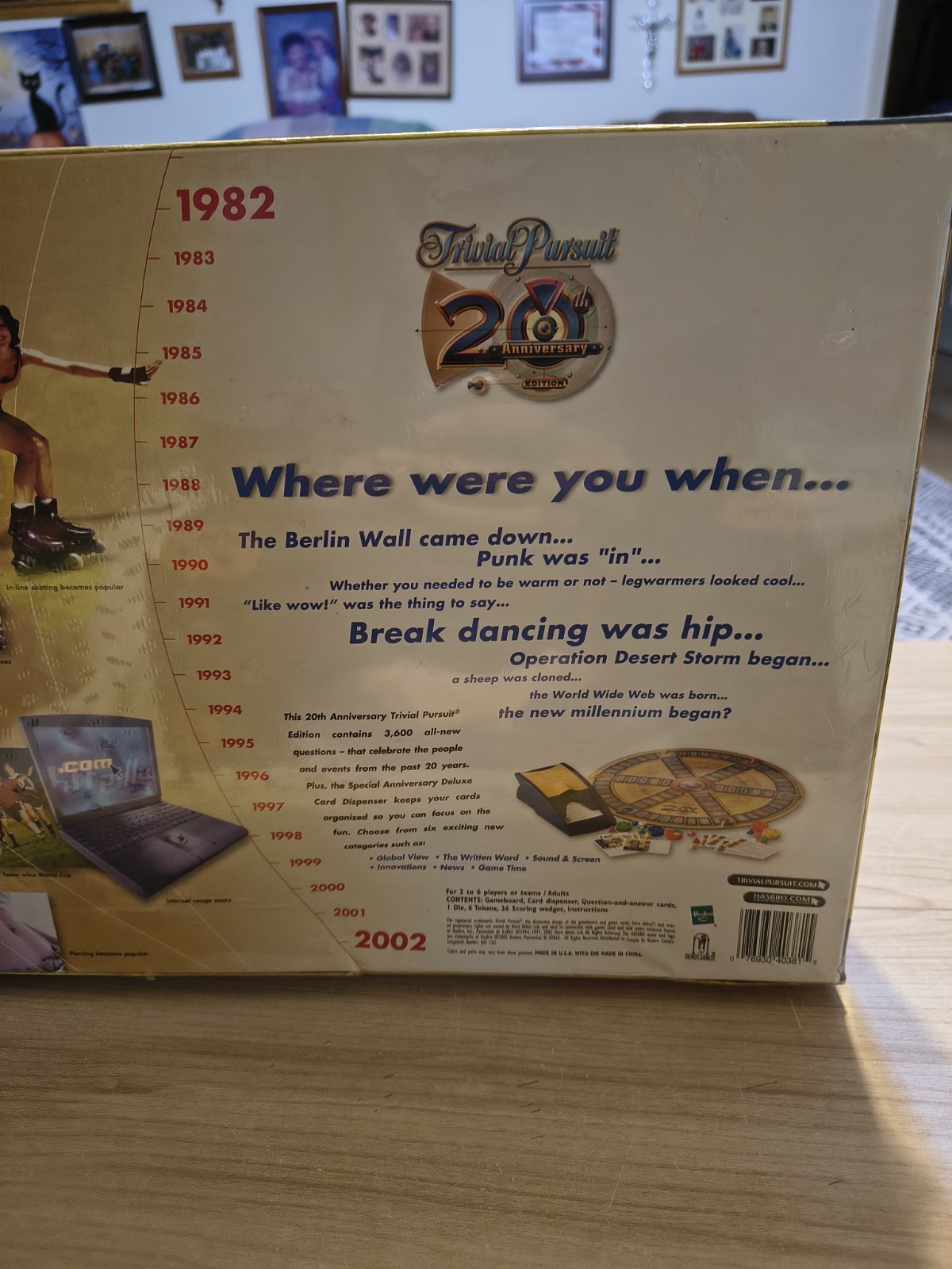Trivial Pursuit 20th Anniversary Ed Family Trivia Game Educational New See Pics