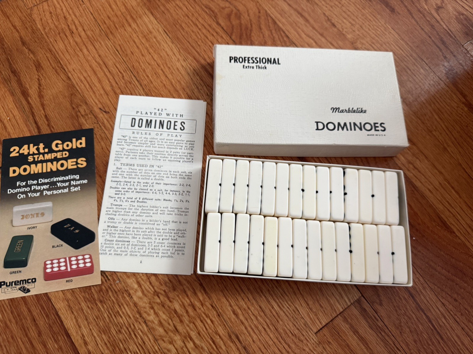 Vintage Dominoes Professional Extra Thick Marblelike Texas USA Game
