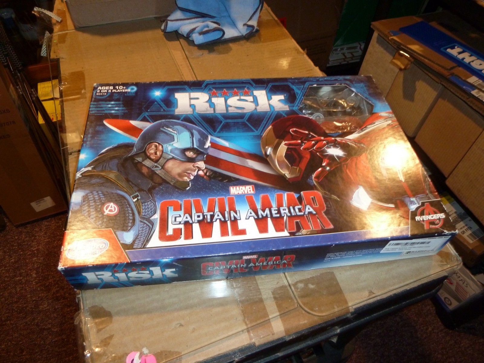 Risk Marvel Avengers Civil War Board Game Hasbro Captain America, Complete