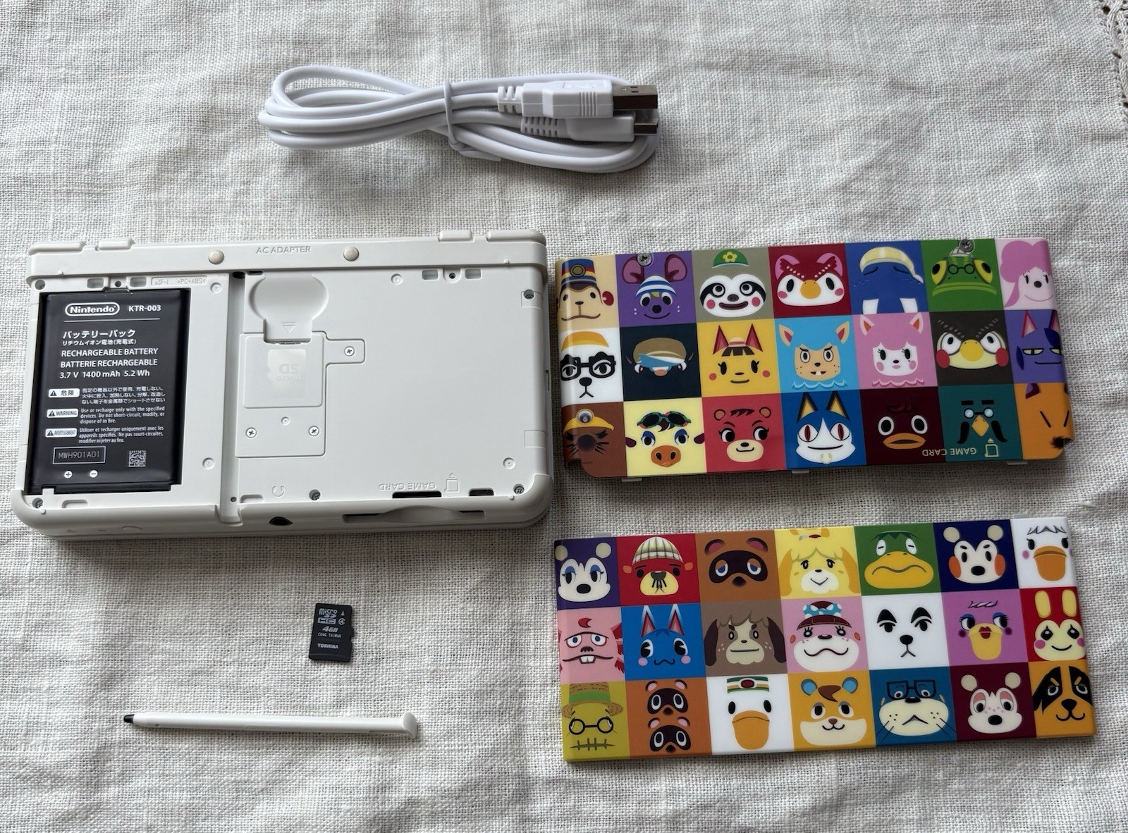 Nintendo new 3DS Animal Crossing Kisekae Plate touch pen 4GB SD card USB Ued JP
