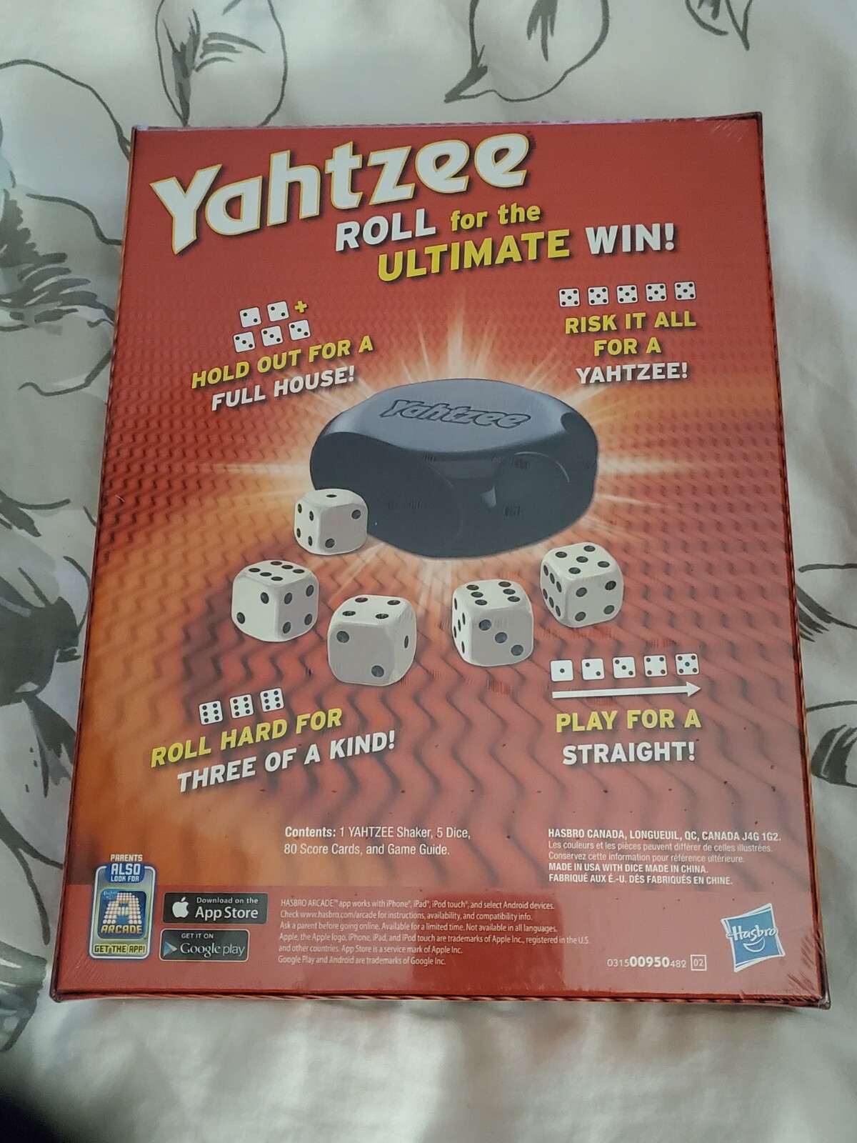 Yahtzee Classic Hasbro Dice Board Game BRAND NEW SEALED BOX