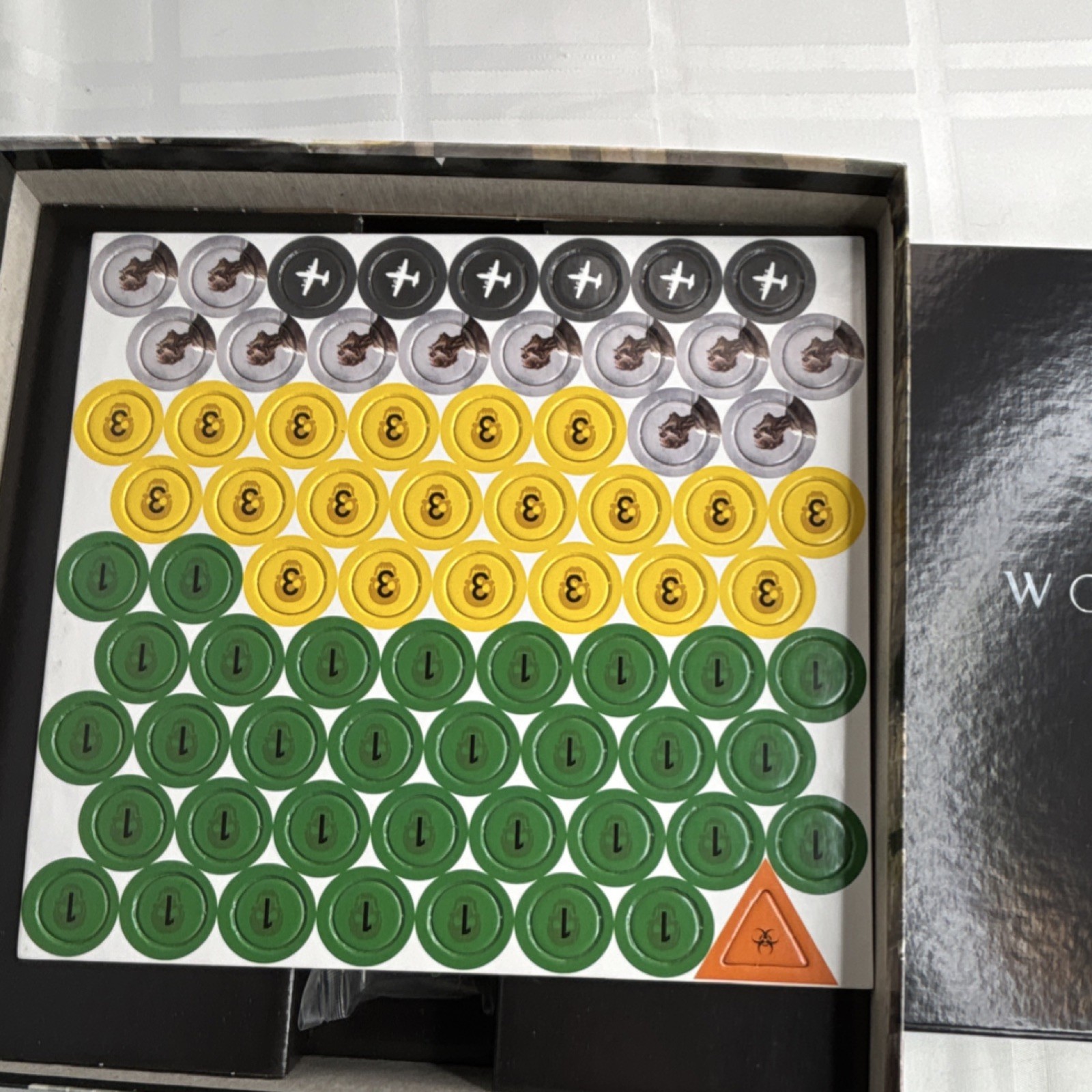 University Games World War Z Board Game Dice Tokens Cards Ages 12+ 2-4 Players