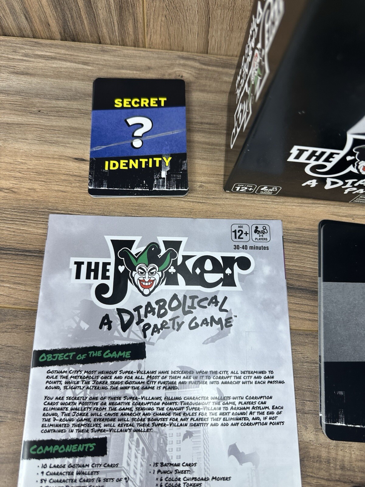 DC Comics The Joker A Diabolical Party Game 100% Complete Batman
