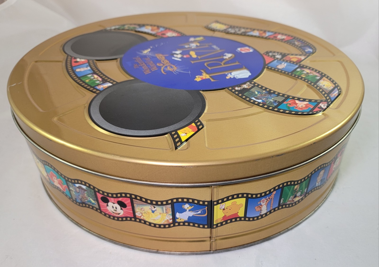The Wonderful World Of Disney COMPLETE Trivia Board Game In Tin 1997