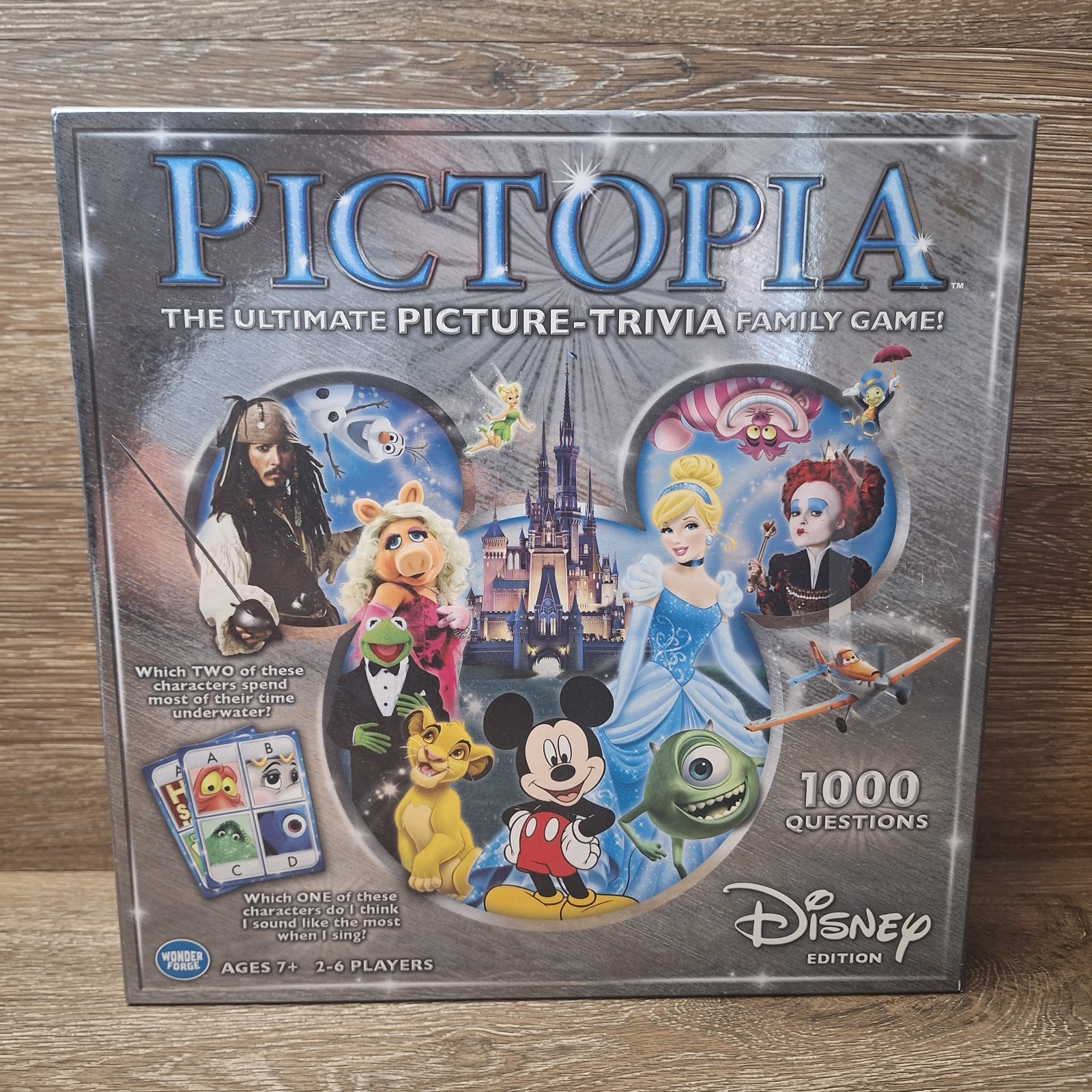 *Sealed* Pictopia World of Disney Edition Family Picture Trivia Board Game