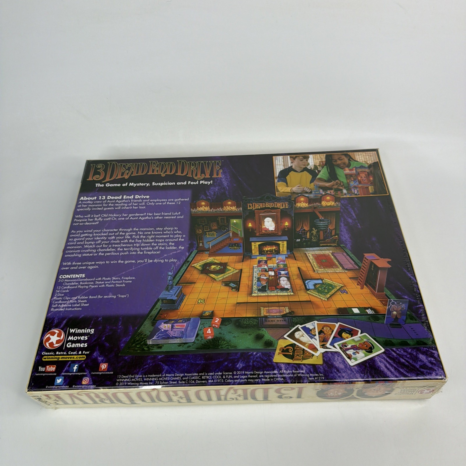 13 Dead End Drive Board Game The Game Of Mystery, Suspicion & Foul Play! NEW