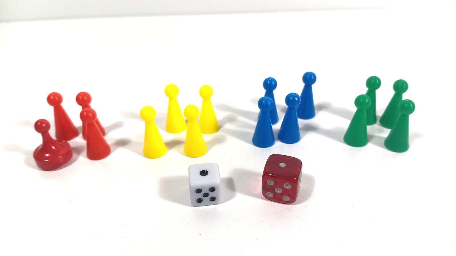 9.5” Magnetic Ludo Board Game Folding Strategy 4 Players Preowned Please Read