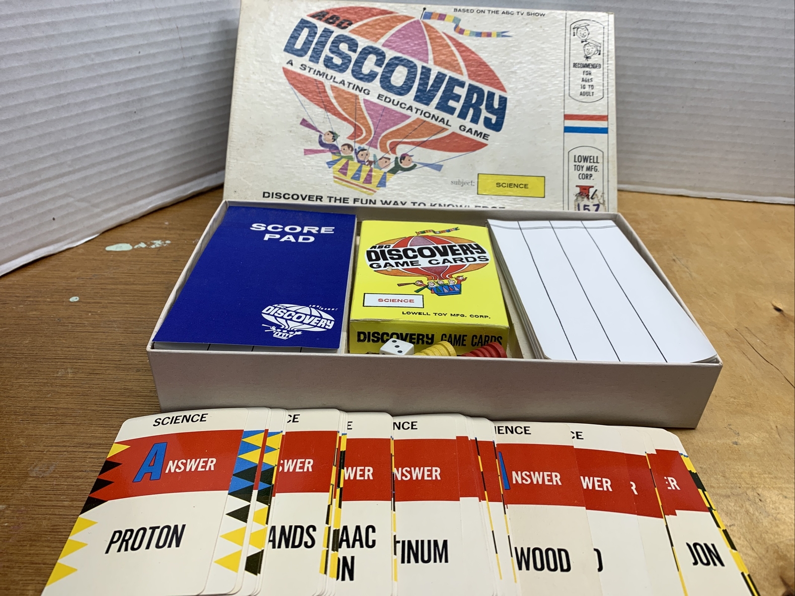 Vintage 1960’s LOWELL TOY MFG. Discovery #200 Learning Game SCIENCE Rare