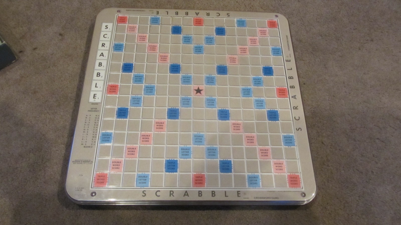 Vintage Scrabble Crossword Game Deluxe Edition Turntable Selchow & Righter 1977