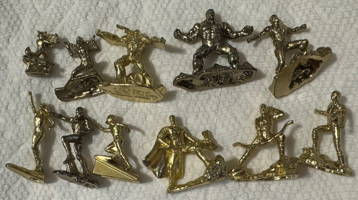 Monopoly Avengers Marvel Game Set of 11 Gold Character Token Pieces