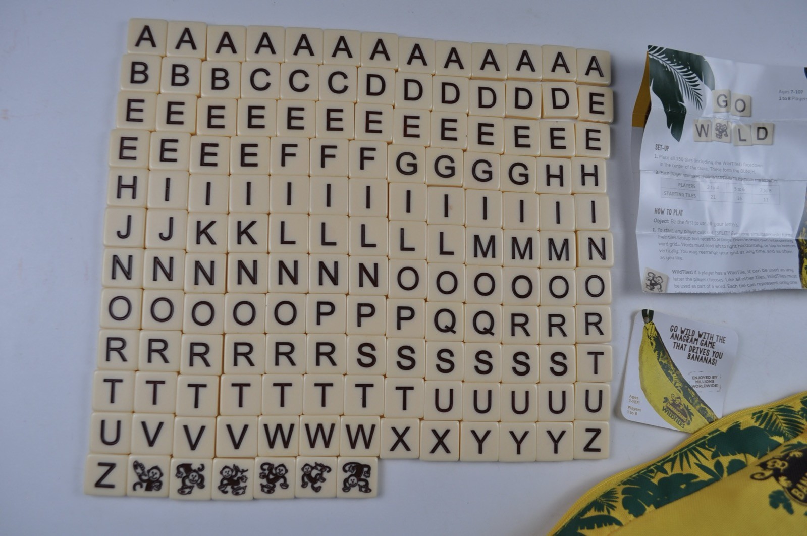 Bananagrams Wildtiles Word Game Complete FREE Shipping