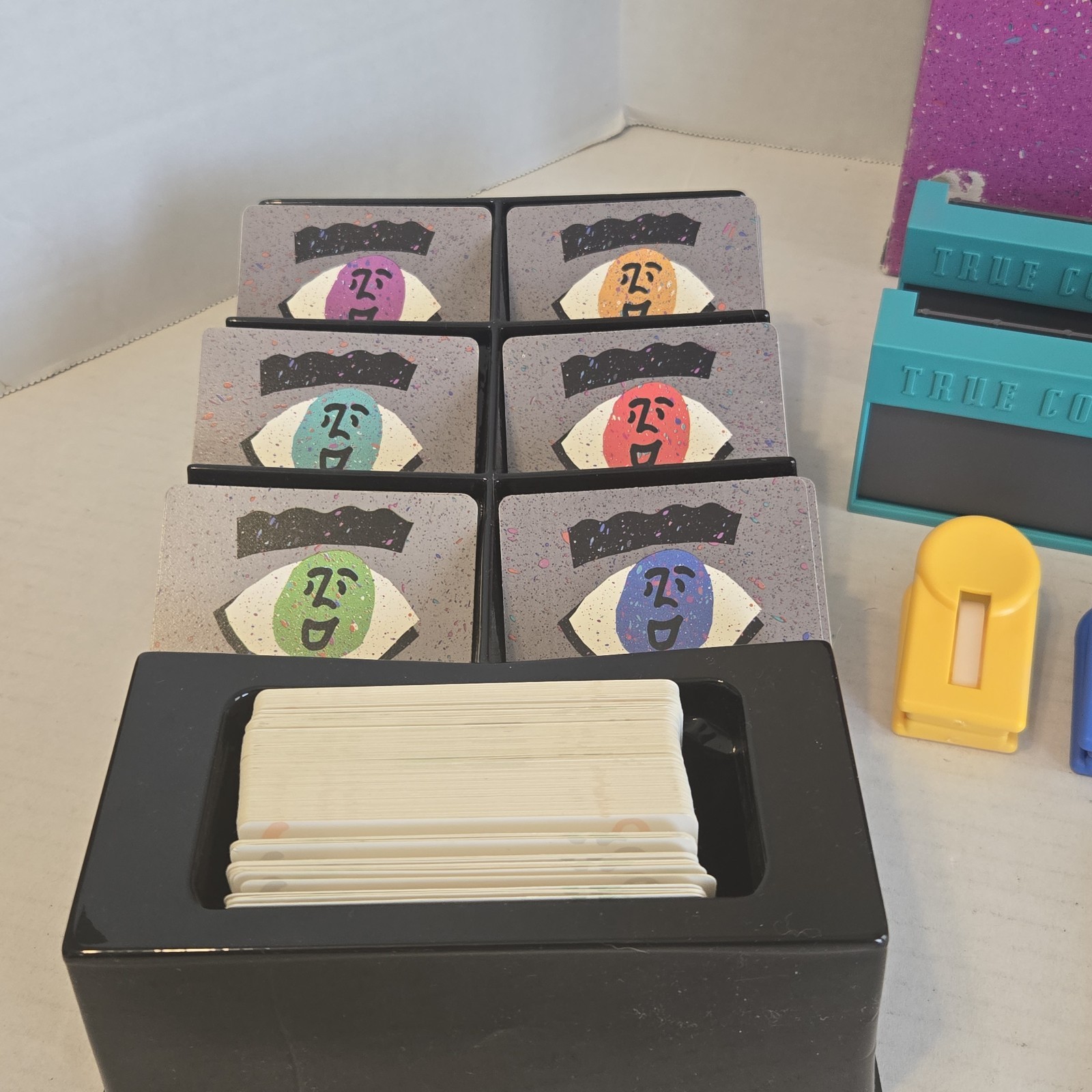 1990 True Colors Card Game Milton Bradley, Made in USA **COMPLETE**