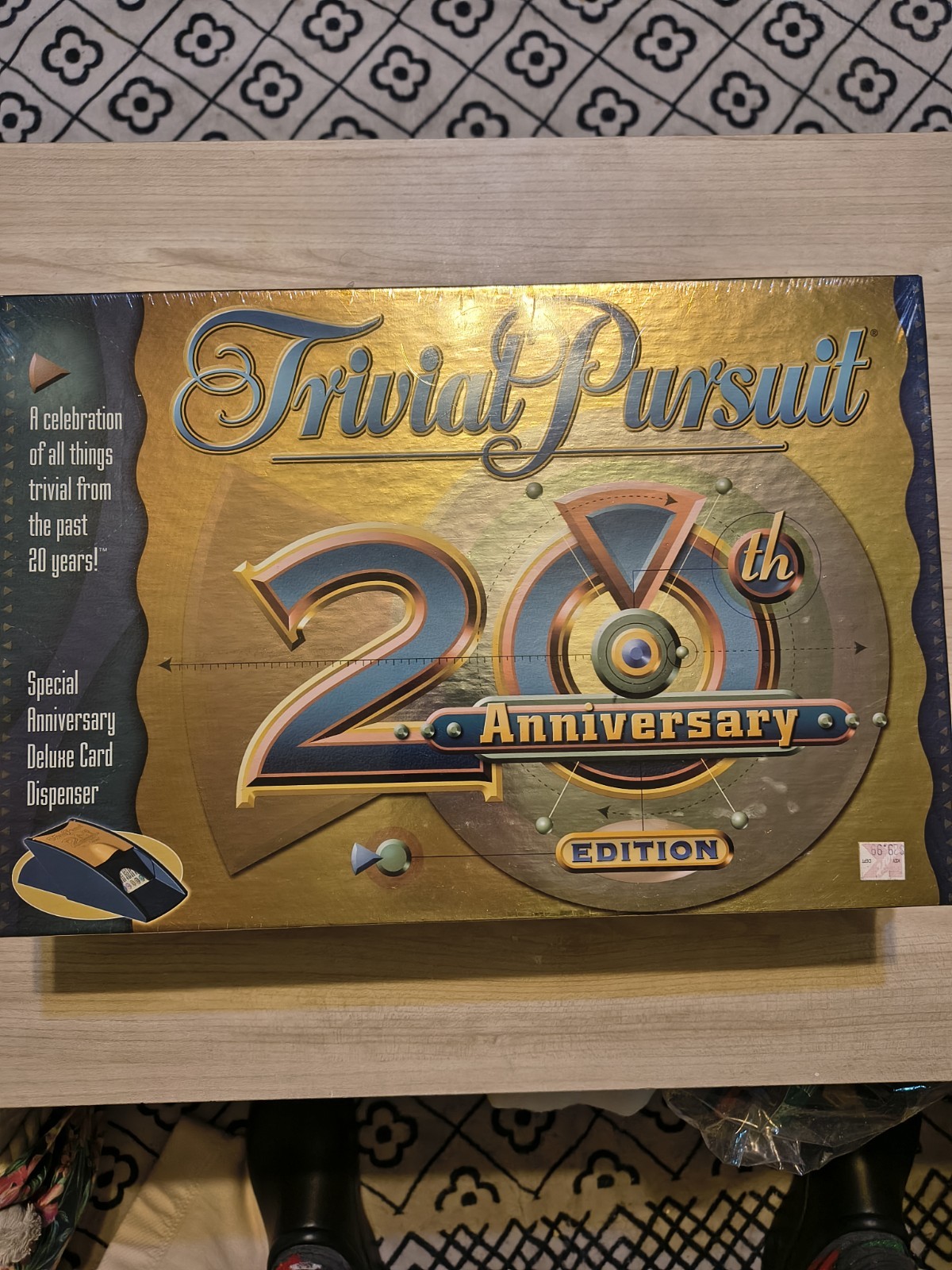 Trivial Pursuit 20th Anniversary Ed Family Trivia Game Educational New See Pics