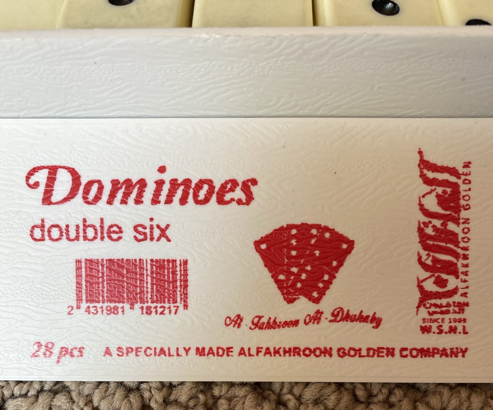 Domino Set of 28 Double Six Dominoes With Center Pins – Alfakhroon Golden Co.
