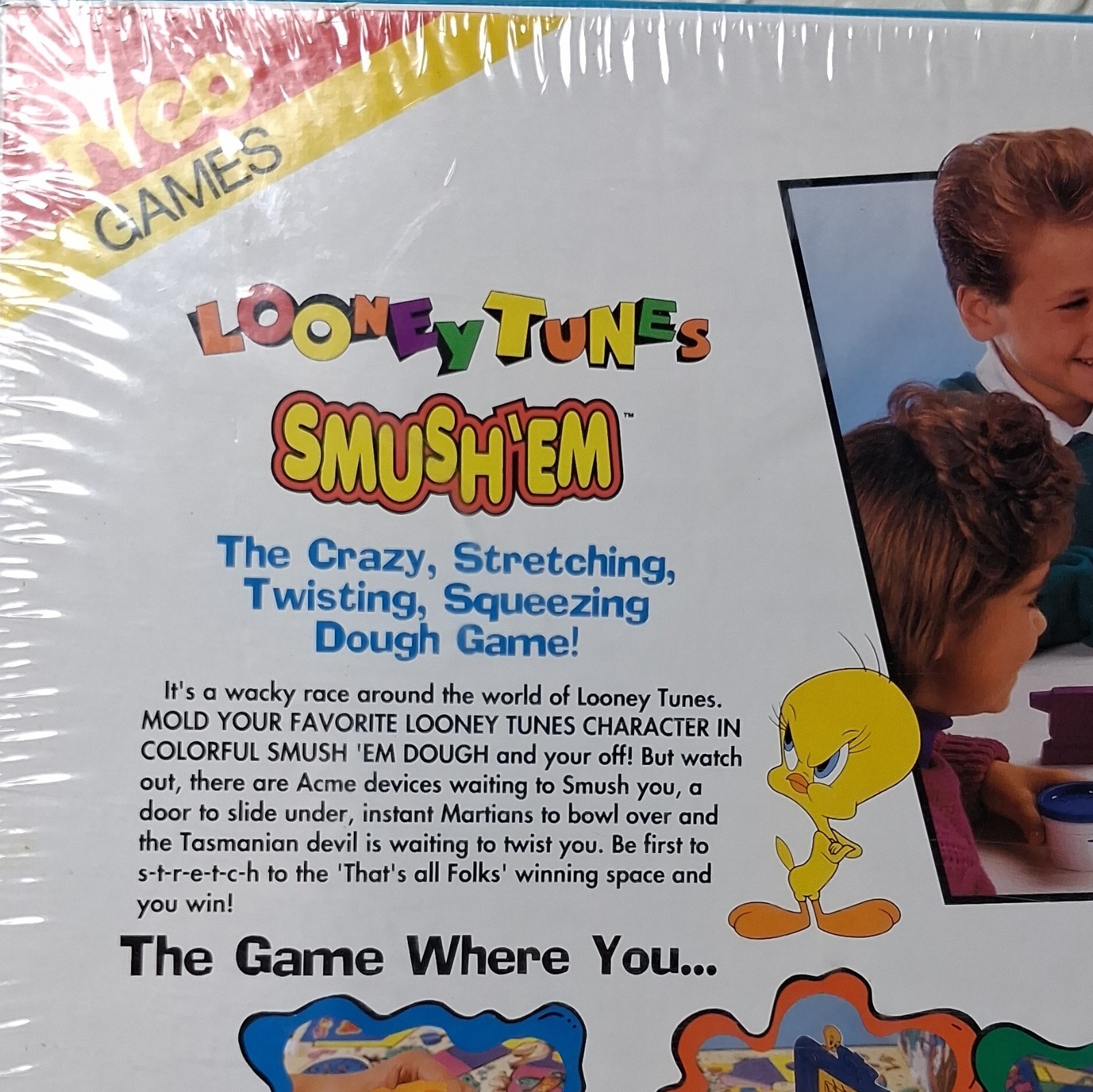 Tyco Games Looney Tunes Smush ‘Em Board Game w/ 4 Dough Cans 1994 MPN 7071