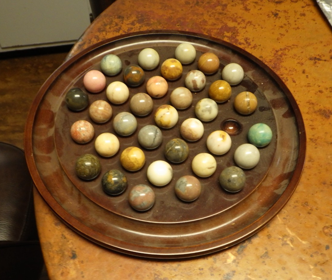 Vintage Marble Solitaire Wood Board Stone Marbles Game 1994 Bombay Company C2