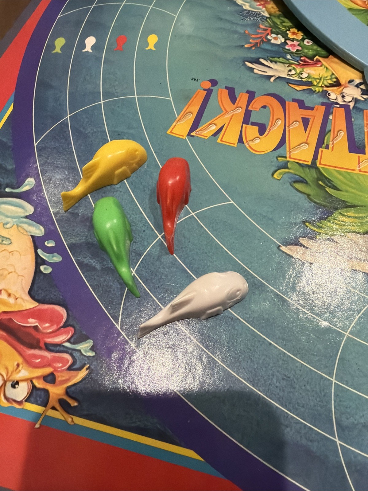 MB – Shark Attack! Vintage Board Game (1988) – GREAT! WORKS! Missing Dice