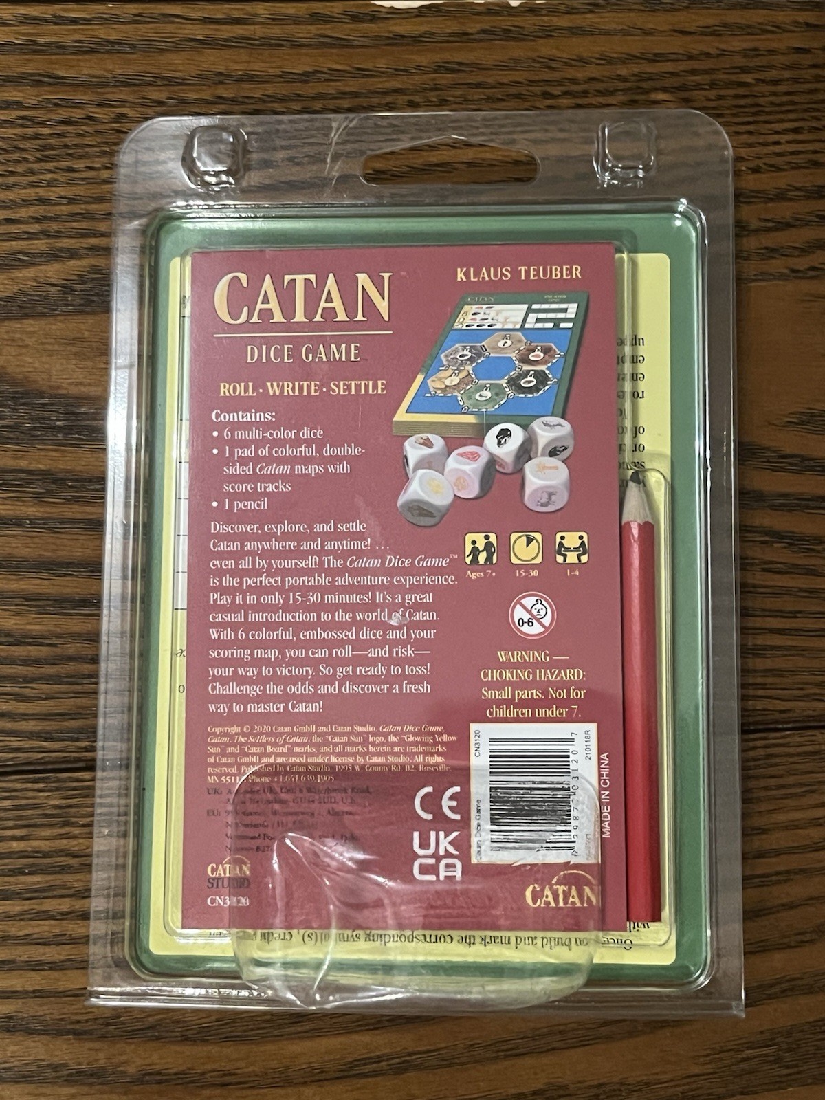 Catan Dice Game Clamshell Edition Catan Studios CN3120 Settlers Family NEW