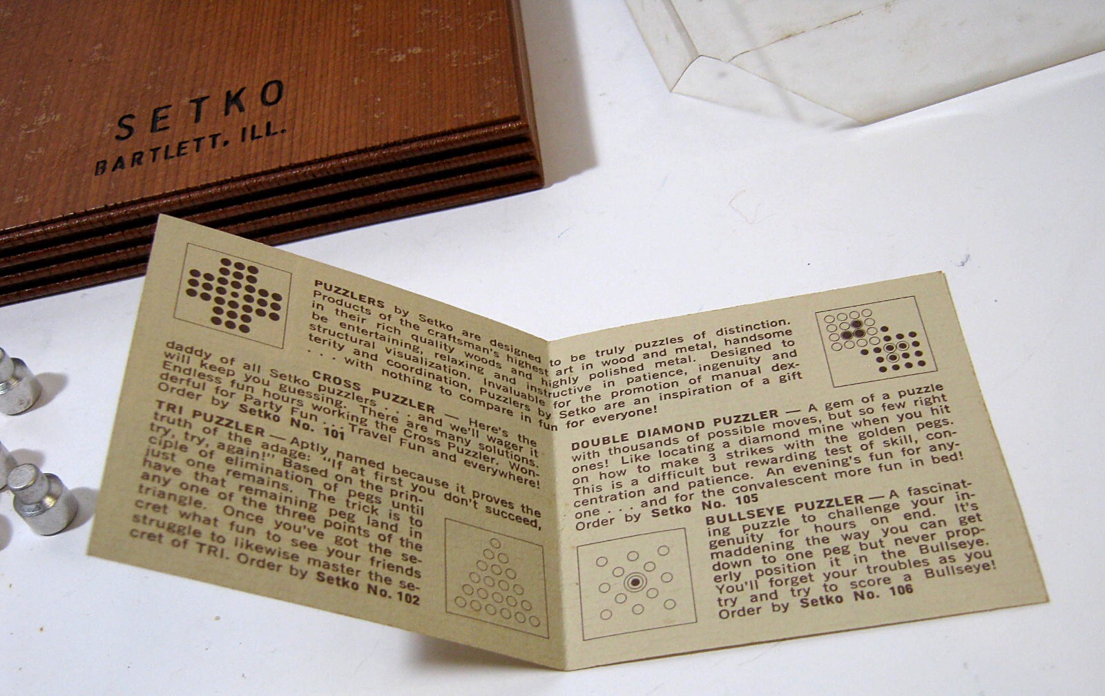 Vintage 1964 Setco Reversal Puzzler Game Strategy Brain Teaser