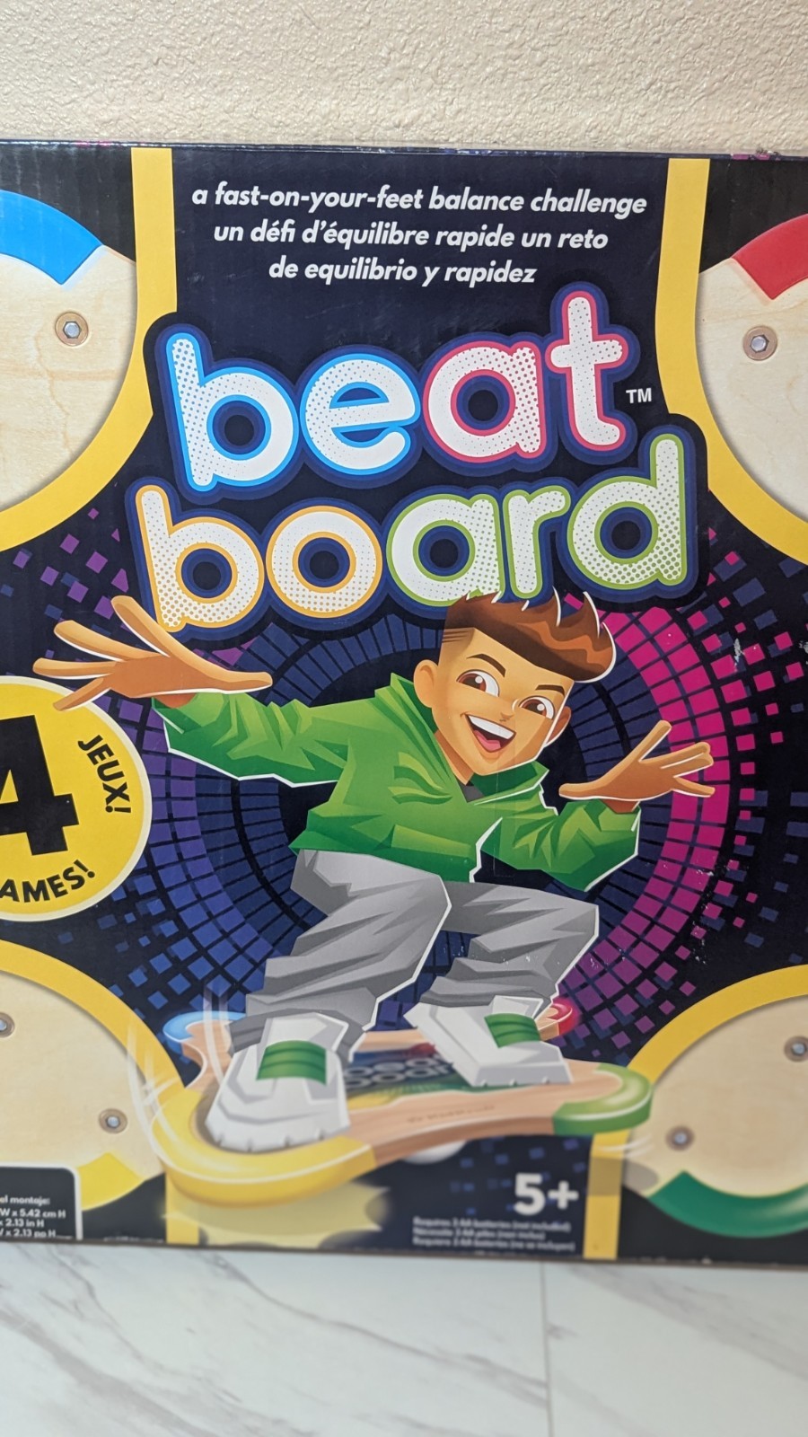 KidKraft Beat Board 4 Games 5+ Solo Mission Head to Head DJ Balance Challenge