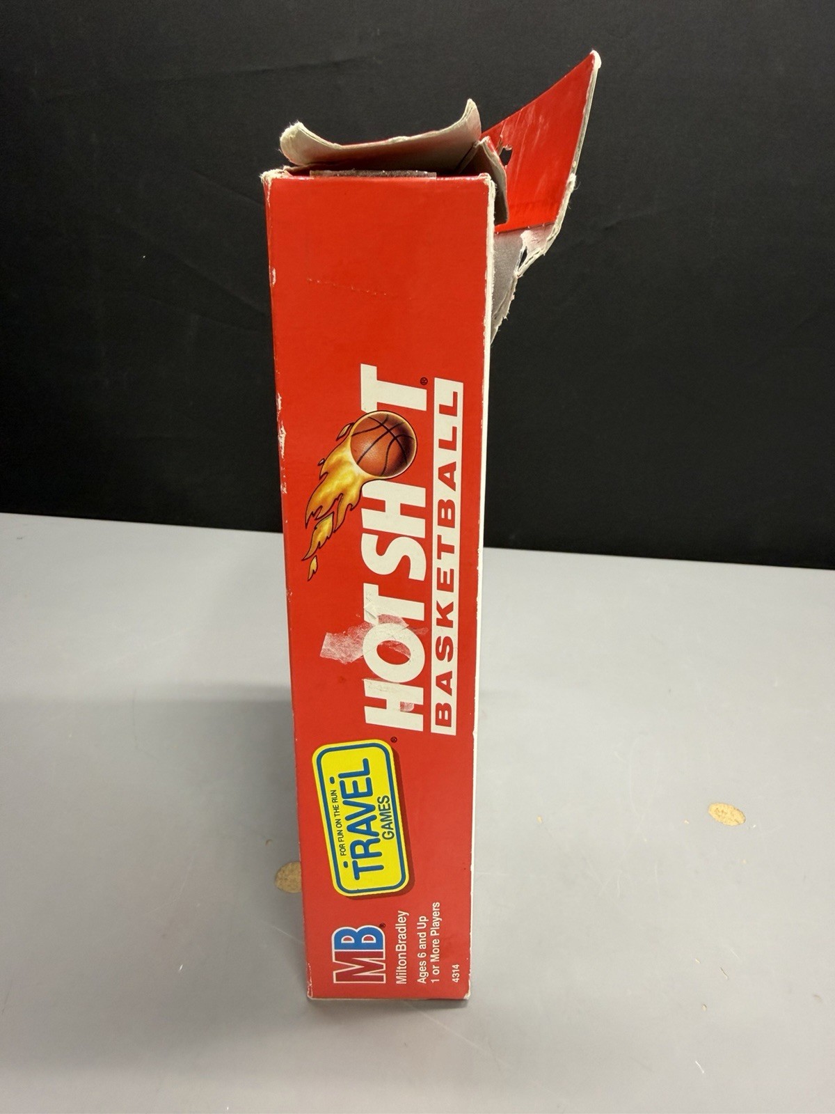 Hot Shot Basketball Vintage 1992 Motorized Travel Game Milton Bradley Complete