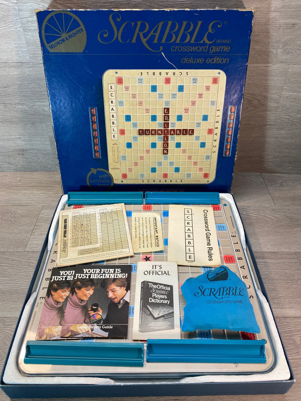 Vintage 1982 Scrabble Deluxe Rotating Turntable Board Game 100% complete