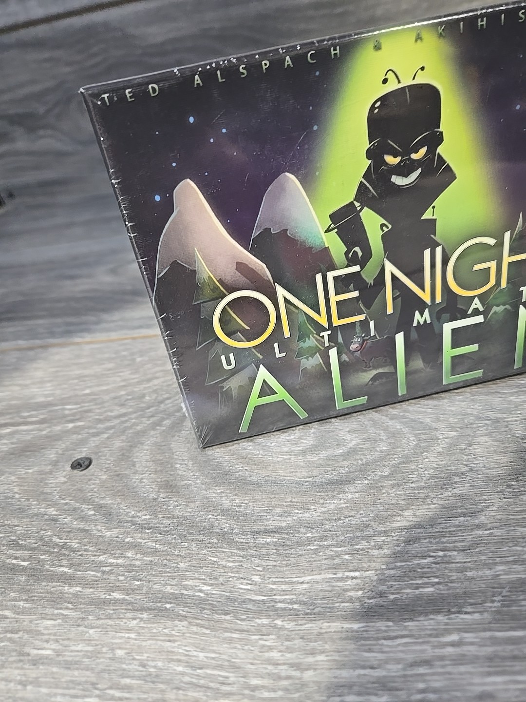 One Night Ultimate Alien Family Party Game Bezier Games **NEW SEALED**