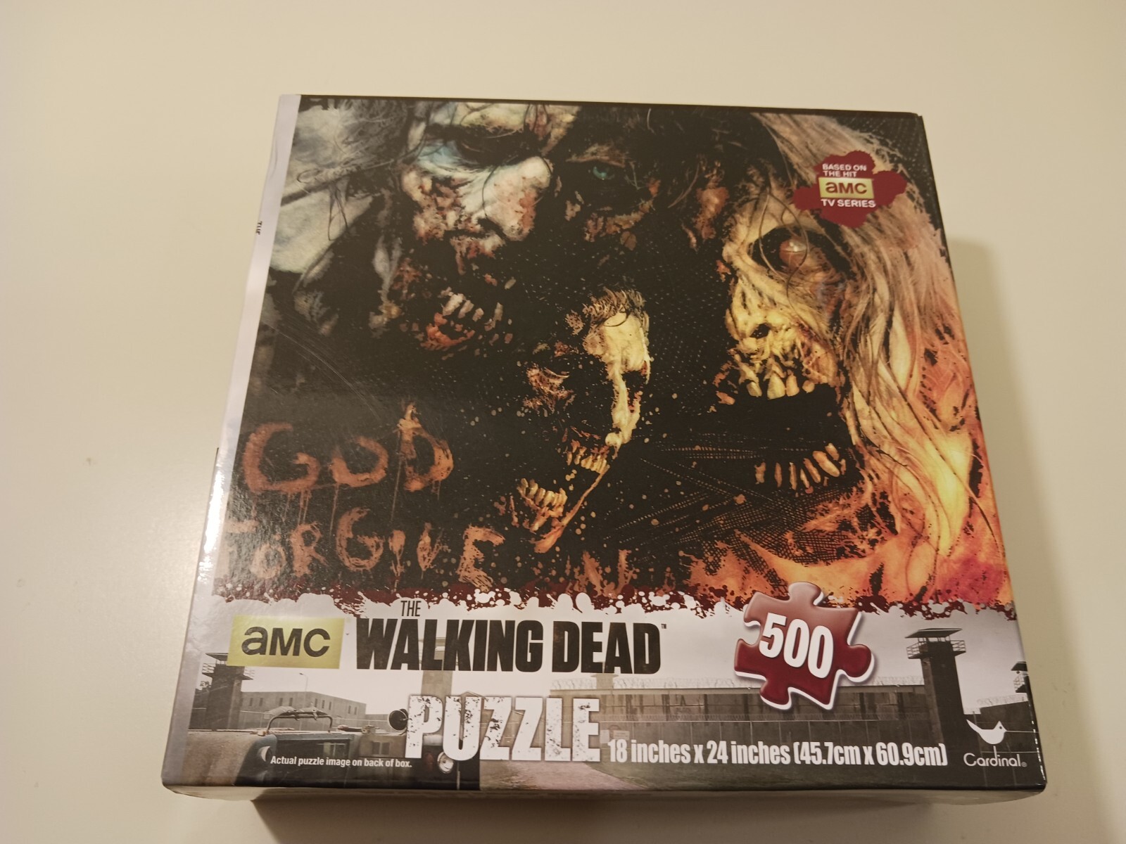 The Walking Dead Lot 4 Shot Glasses 1 Dice Game 3 Jigsaw Puzzles 1 Wall Clock
