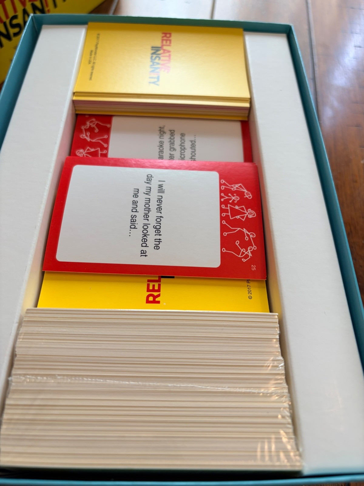 USED ONCE, 2018 Relative Insanity, Family Party Game, Jeff Foxworthy Card Game