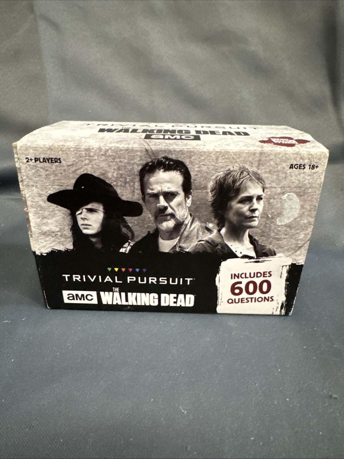 The Walking Dead: Trivial Pursuit Game 2017 AMC USAOPOLY New/Open Box