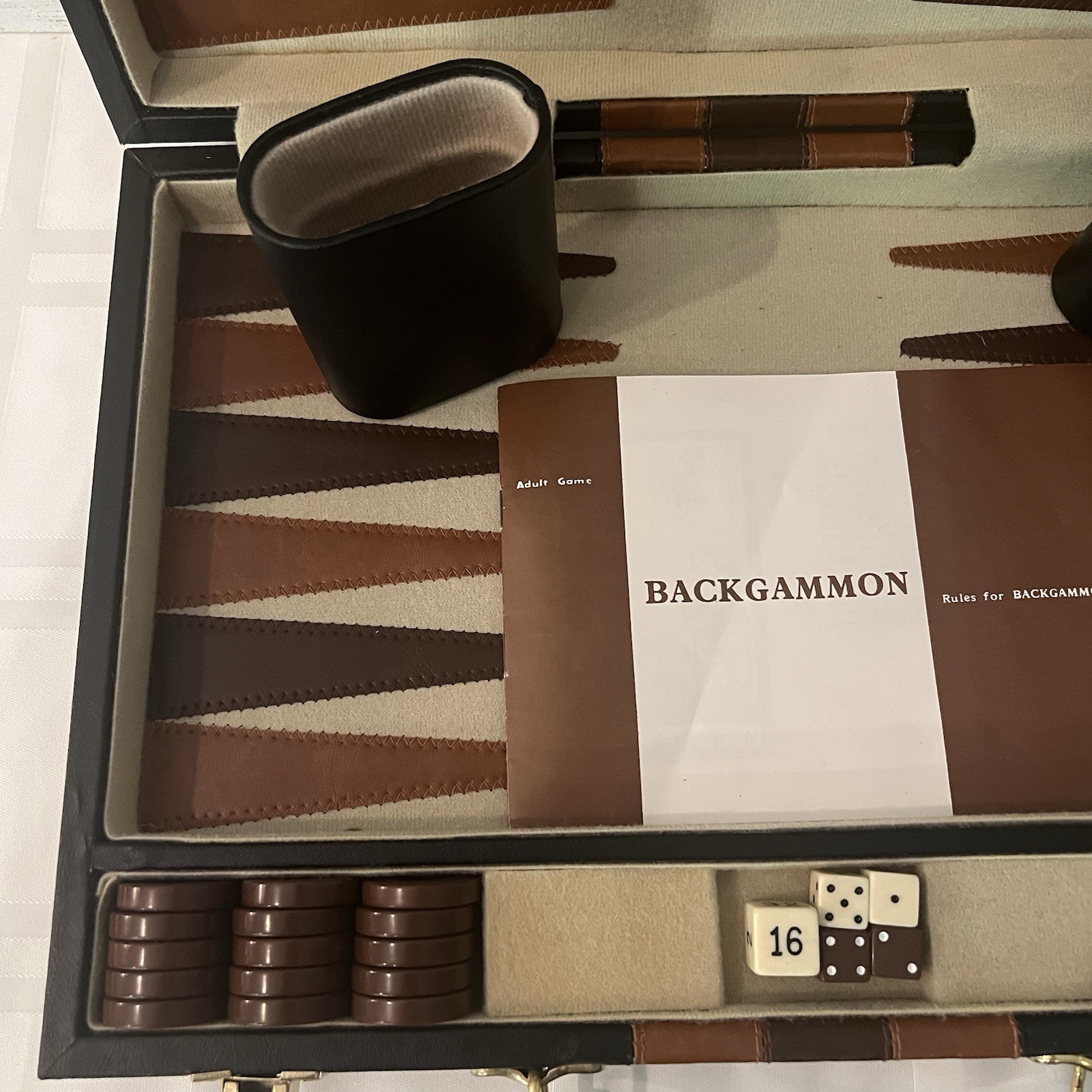 Vintage Reiss Backgammon Travel Game Set Attache Case Complete