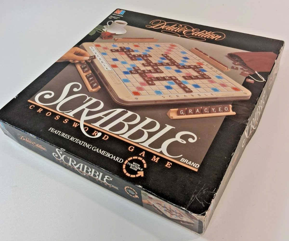 Milton Bradley 1989 #4034 Scrabble Deluxe Edition Game Turntable All 100 Tiles