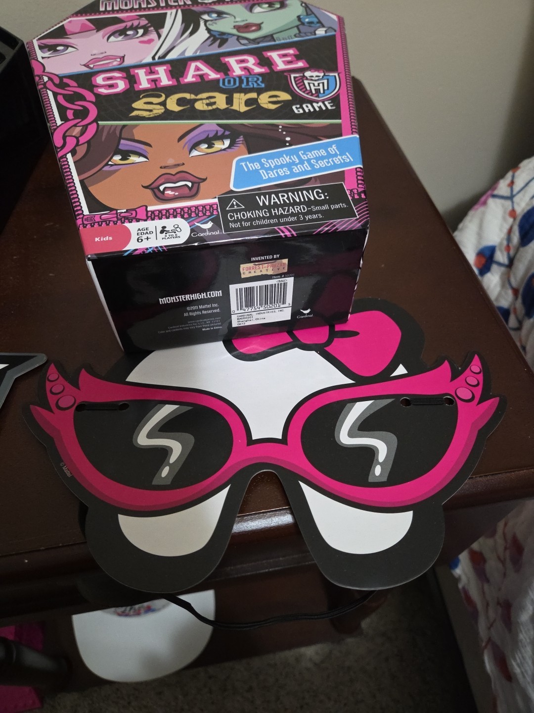 Monster High SHARE OR SCARE Board Game Spooky Game Of Dares and Secrets Ages 6+