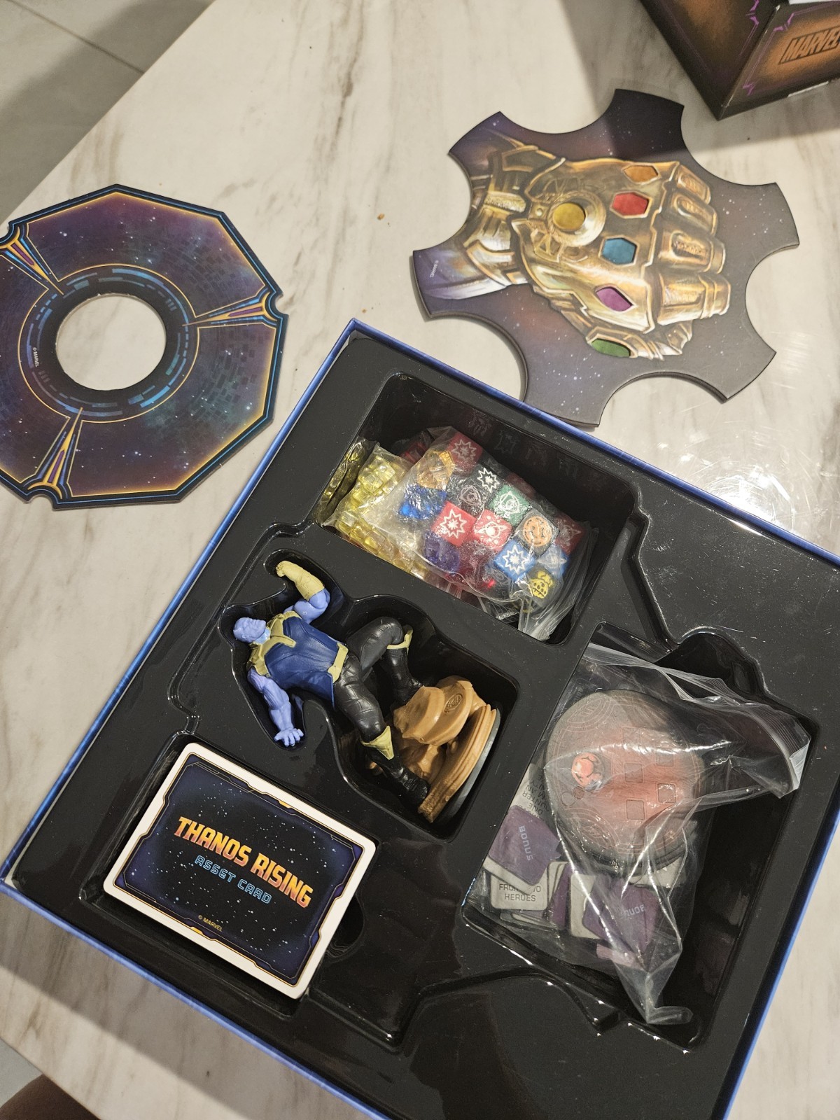 Thanos Rising Board Game Marvel Avengers: Infinity War Edition