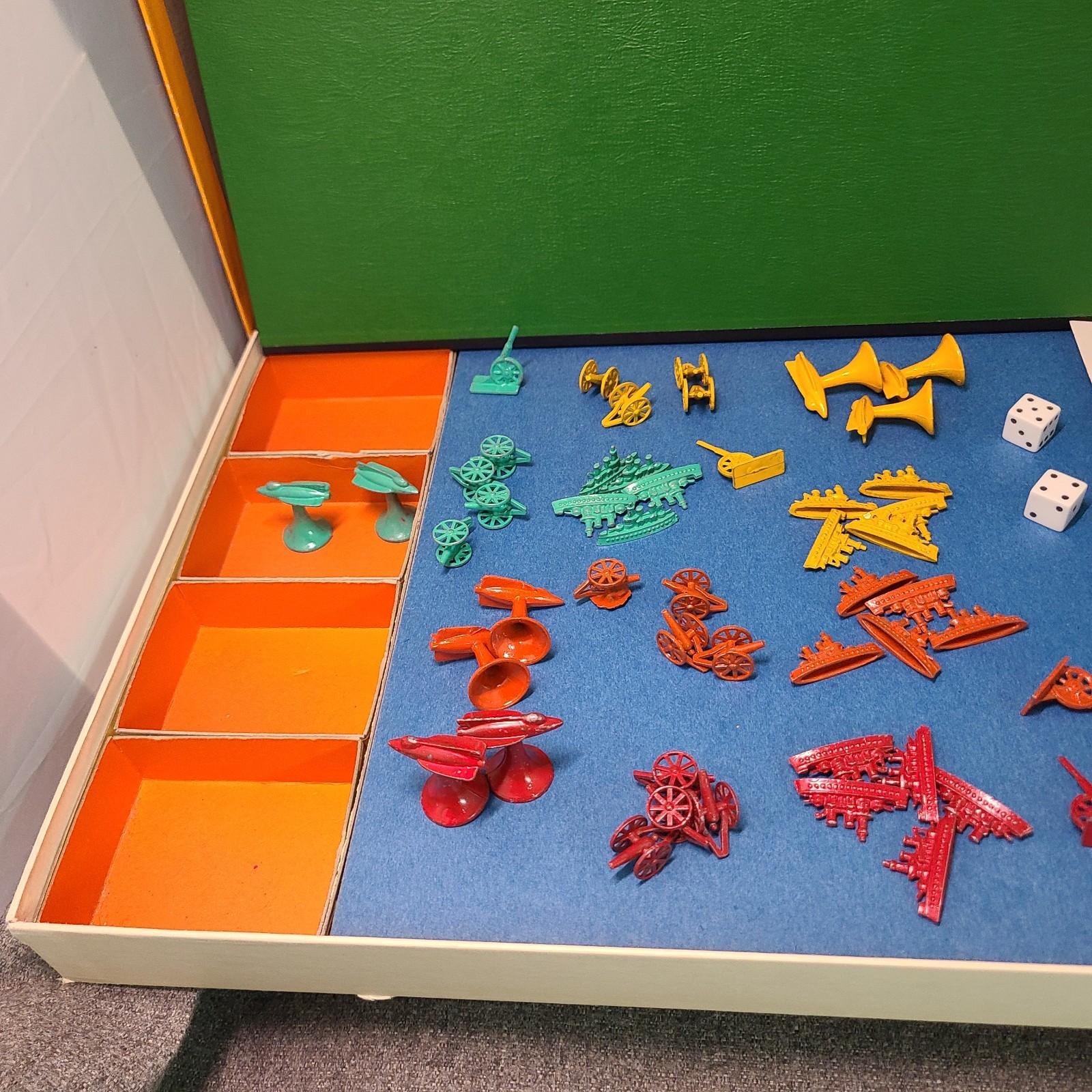 1940 Parker Brothers Conflict Land-Sea-Air War Board Game Metal Pieces Complete!