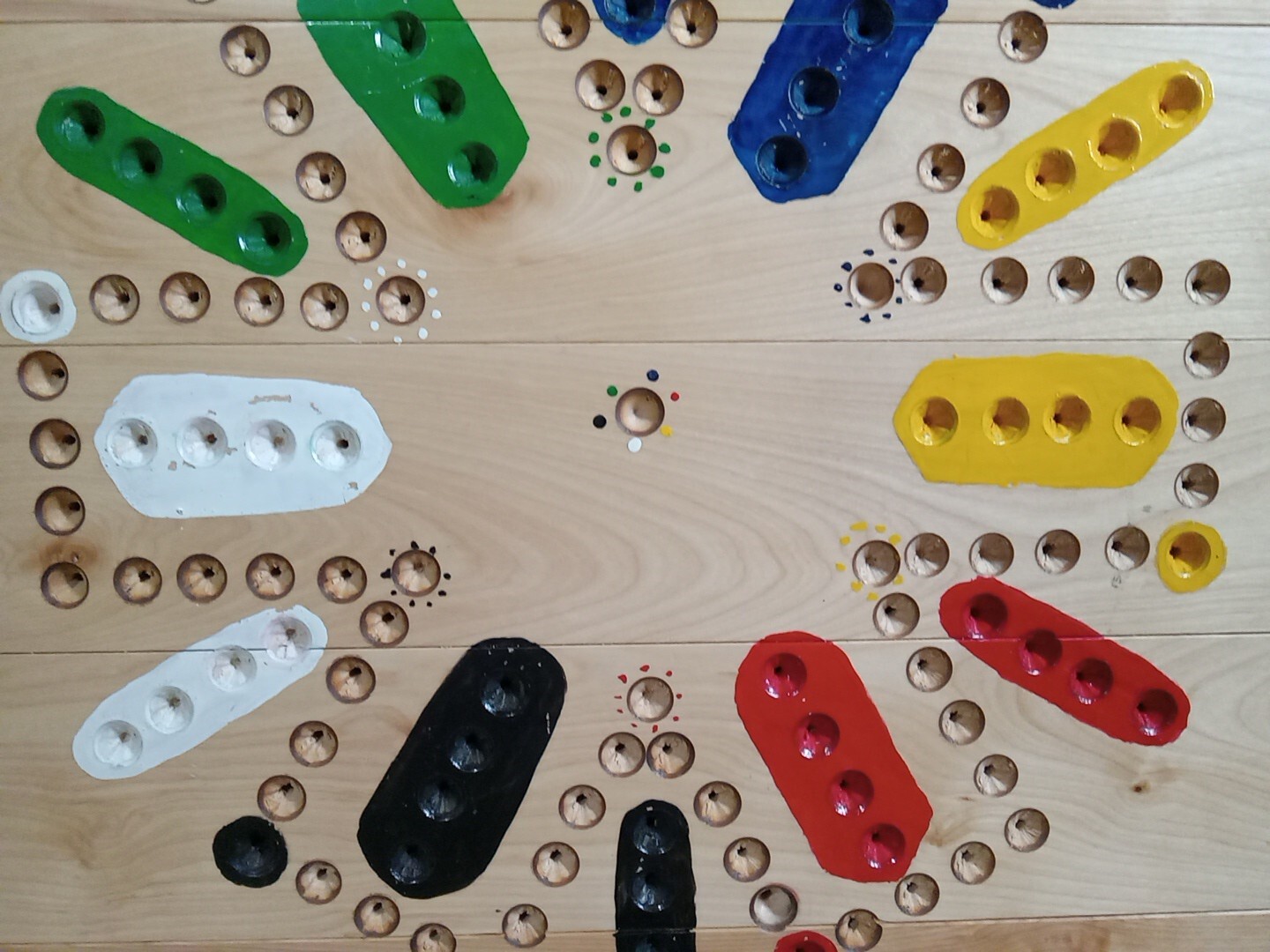 {J150}Handmade 18x18x1 Inch Jumbo Wooden Aggravation 4-6 Player Game Board