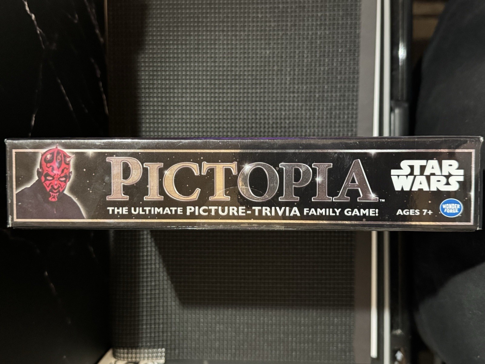 Wonder Forge Pictopia Star Wars Edition Trivia Family Game Players PLEASE READ.