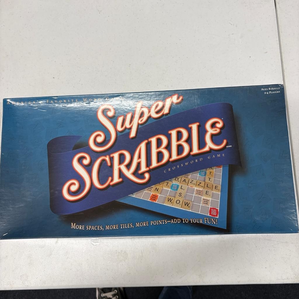 Super Scrabble Board Game 2004 Winning Moves 200 Wooden Tiles Complete