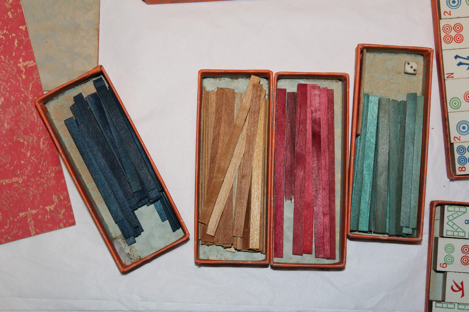 1923 MahJong Mah Jong Milton Bradley 4 RARE TILE RACKS 143 Tiles Instruction