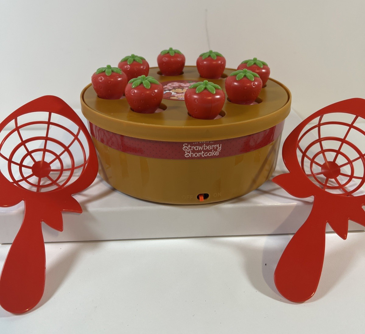 Strawberry Shortcake Berry Basket Burst Motorized Game! Family Game Night!