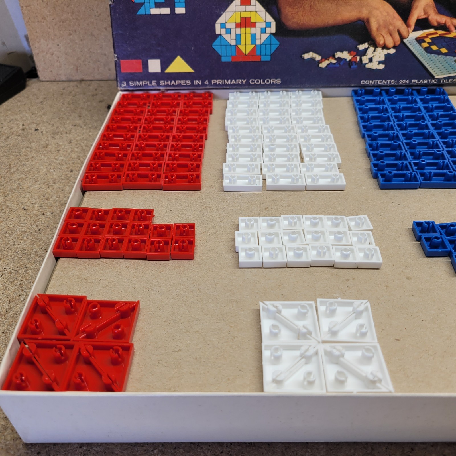 Vintage Halsam Play Tiles – Plastic Peg Board 221 Colored Pieces & Picture Guide